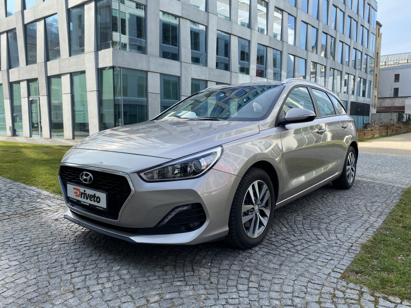 Hyundai i30 Kombi (od 04/2018) Trikolor Komfort