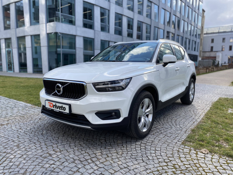 Volvo XC40 (od 02/2018) Momentum Pro