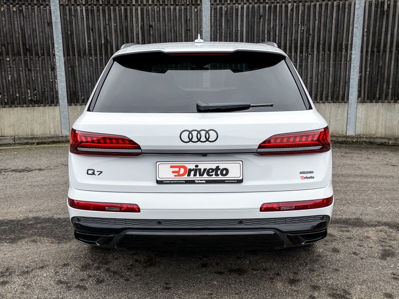 Audi Q7 (od 09/2019) S line