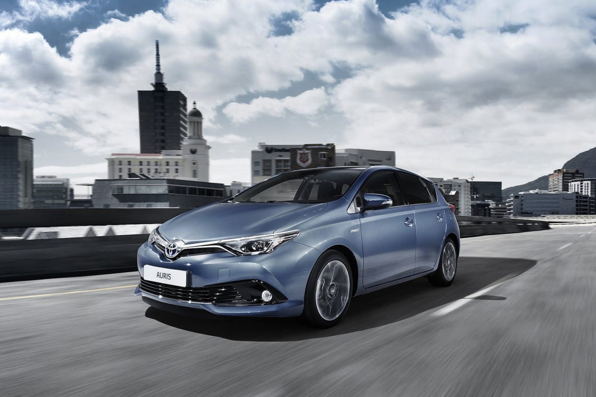 Toyota Auris (E18) Touring Sports