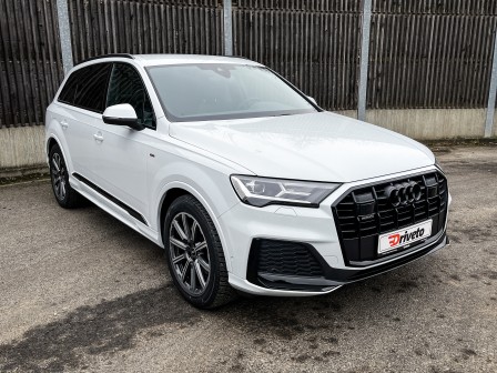 Audi Q7 S line