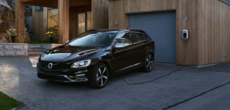 Volvo V60 (06/2014 - 12/2018) 2.0, 120 kW, Naftový, 4x4, Automatická převodovka