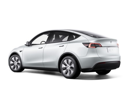 Tesla Model Y Standard Range RWD