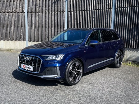 Audi Q7 S line