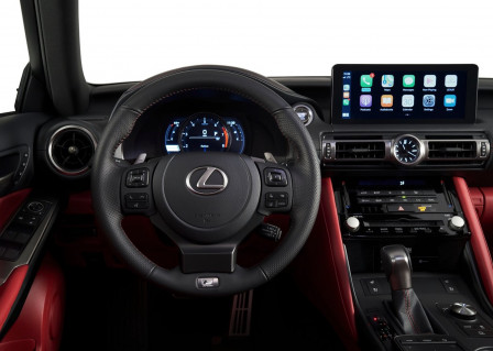 Lexus IS
