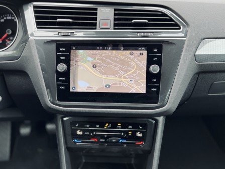 Volkswagen Tiguan (od 09/2020) Life