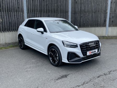 Audi Q2 S line