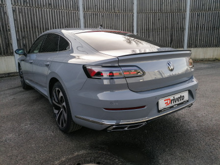 Volkswagen Arteon (od 01/2017) R-line