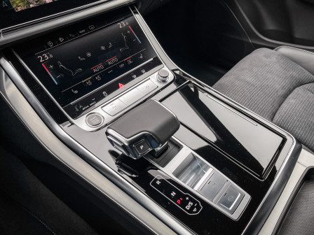 Audi Q7 (od 09/2019) S line