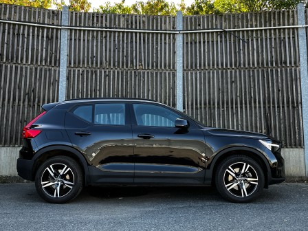 Volvo XC40 (od 02/2018) Plus Dark