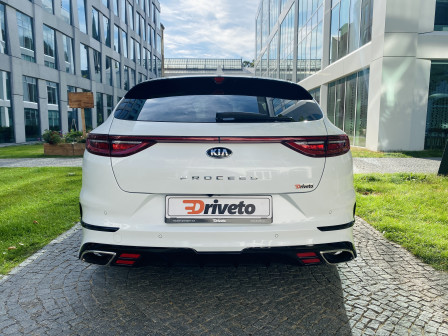 KIA ProCeed