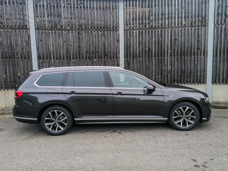 Volkswagen Passat Variant Business R-paket