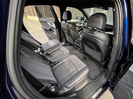 Audi Q7 (od 09/2019) S line