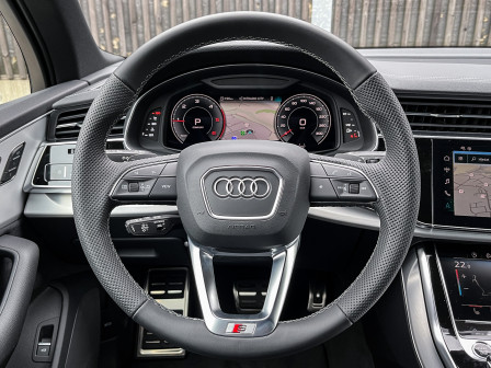 Audi Q7 (od 09/2019) S line