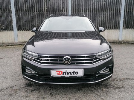 Volkswagen Passat Variant Business R-paket