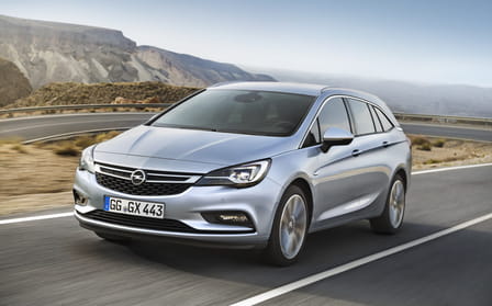 Opel Astra Sports Tourer (od 03/2016) 1.4, 110 kW, Benzinový, Automatická převodovka