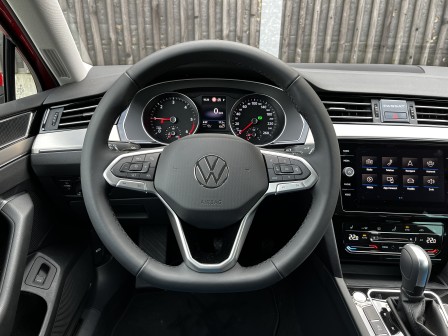 Volkswagen Passat Variant (od 08/2019) Elegance